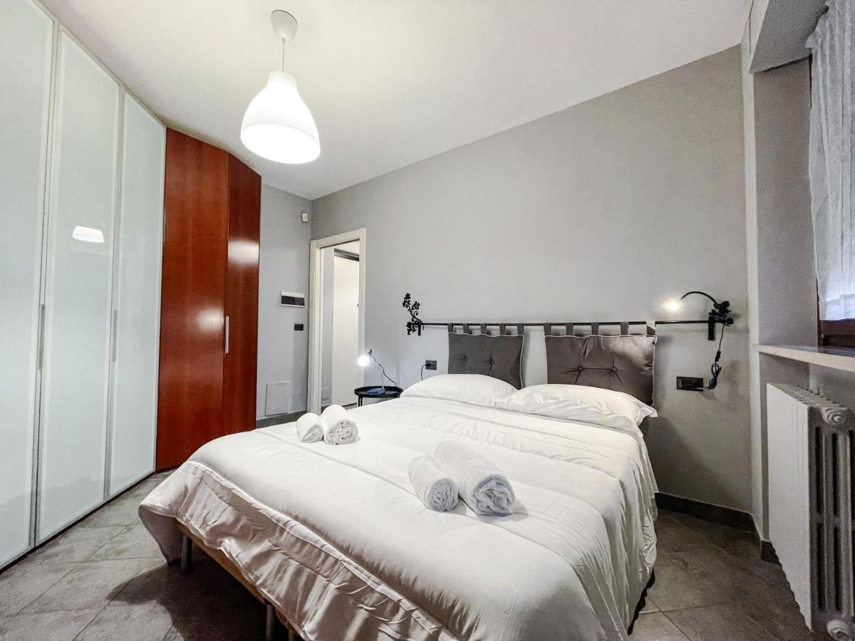Myhouse Inn Fermata Paradiso - Affitti Brevi Italia コッレーニョ エクステリア 写真