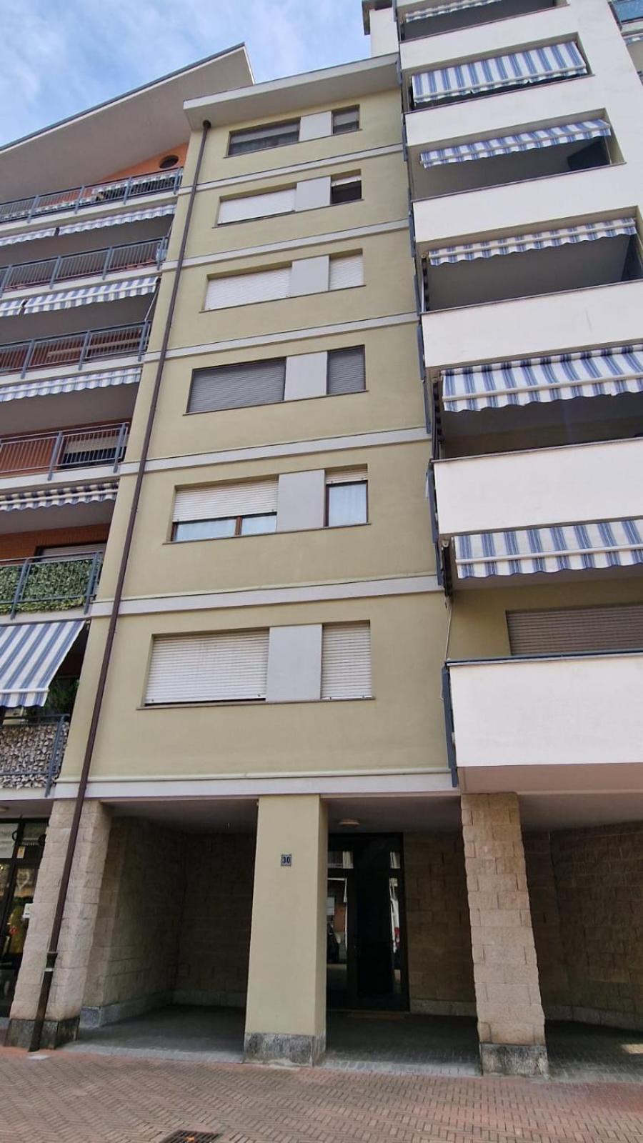 Myhouse Inn Fermata Paradiso - Affitti Brevi Italia コッレーニョ エクステリア 写真